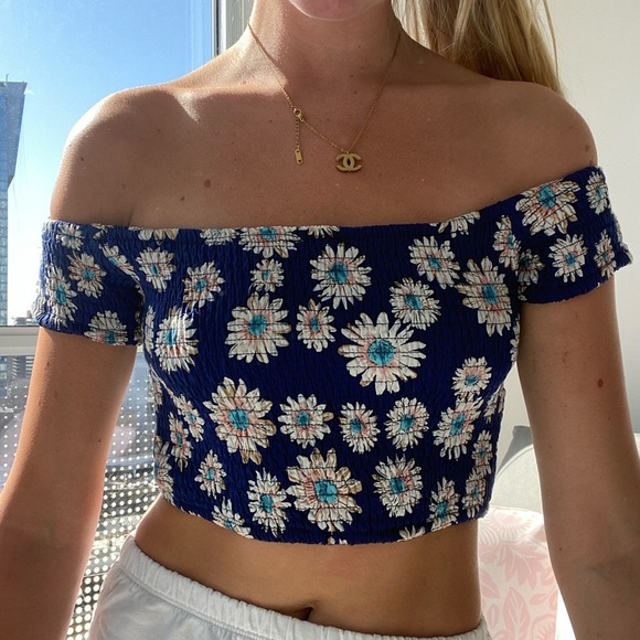 Blue Floral Off Shoulder Smocked Crop Top - Picture 2 of 4